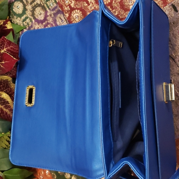 Handbag - Picture 4 of 7